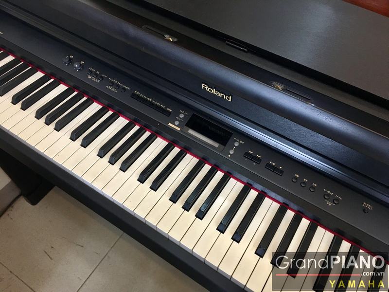 ROLAND HP-207 